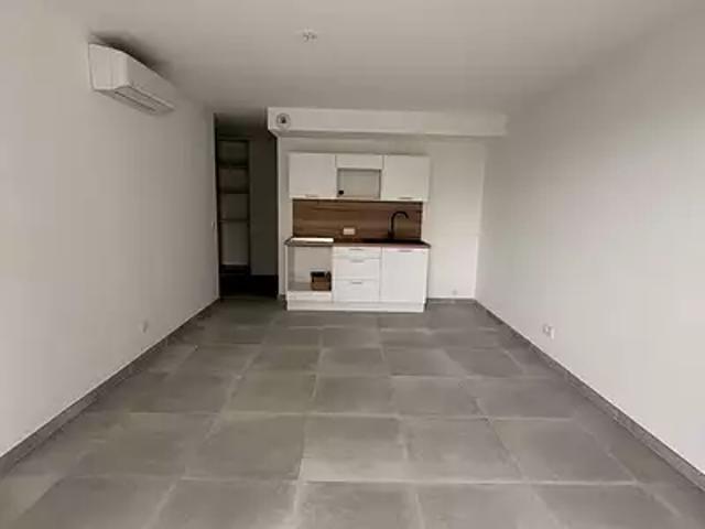 Lucciana 20290 Location appartement 2 pièces t2 terrasse