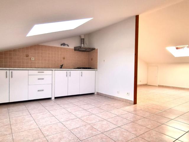 LUCCIANA: appartement F2 28 m² à louer