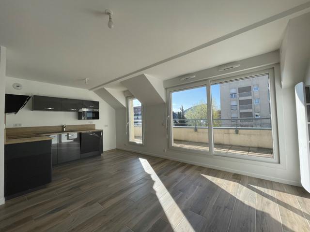 Lucé Location Appartement 28