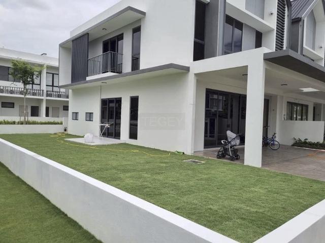 Lucent Residence Rimbayu Gamuda TwentyFive 2 Storey End Lot Furnish