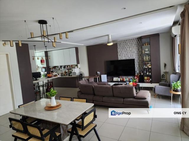 Lucent Residence @ twentyfive.7