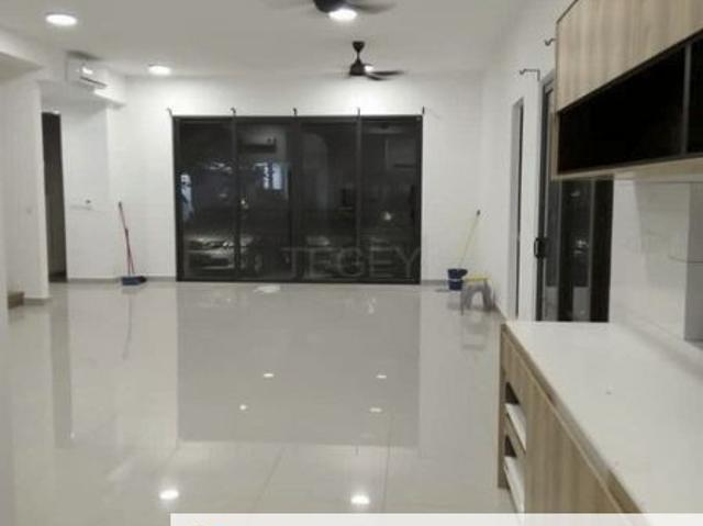 Lucent Residence @ twentyfive.7