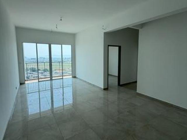 Lucerne Residence 1200sf Dual Key The Cheapest In Market 3CP