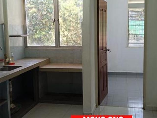 Lucky Garden Apt Sungai Nibong Partially Renovated