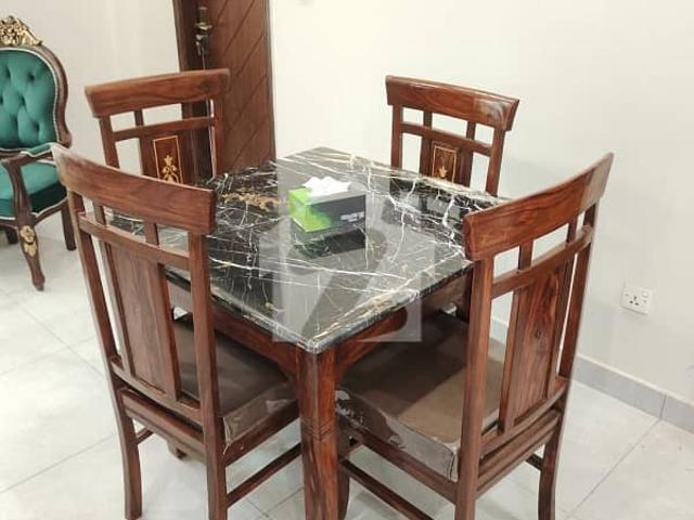 Lucky One Apartment 2400 Sq. Ft 4Bed DD Modern Apartment For Rent