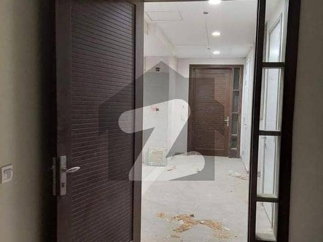 Lucky One Apartments 3 Bed Lounge For Sale