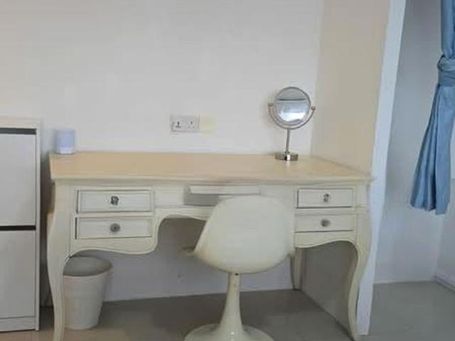 Lucky Plaza D9, Apartment