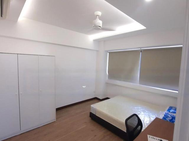 Lucky Plaza D9, Apartment