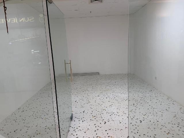 Lucky Plaza Mall Shop For Rent, $3,000237 sqft $12.66 psf