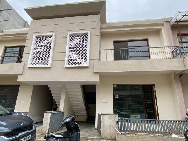 Ludhiana Road Highway 3 Bedroom 100 Sq. Yd. Independent House in Kharar Mohali Road Kharar Listing ID: #9612