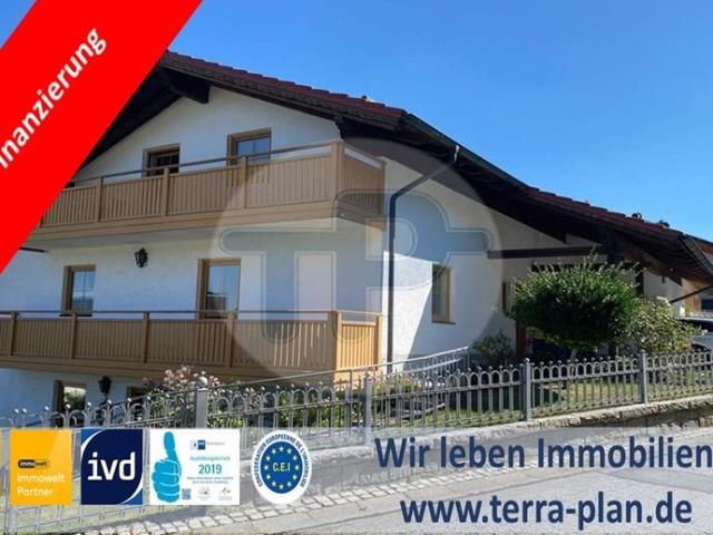 EINFAMILIENHAUS MIT ELW UND AUSGEBAUTER DACHGESCHOSSWOHNUNG