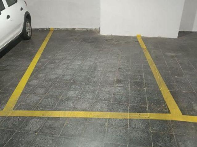 Lugar de estacionamento p/ venda. 5 disponíveis. Montechoro, Albufeira | 25084000660