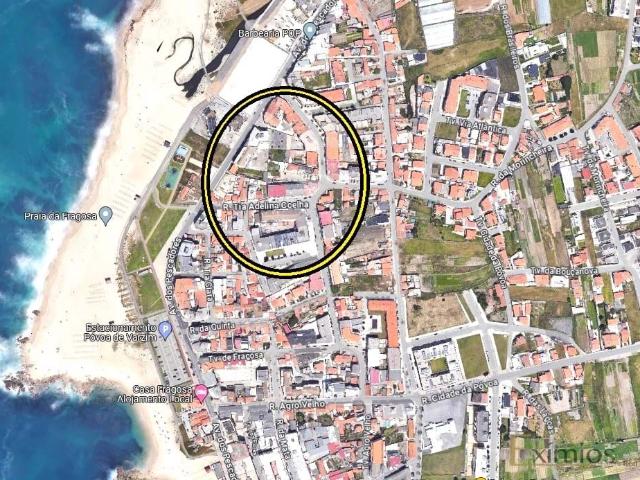 Lugar de garagem para um carro, em Aver o Mar