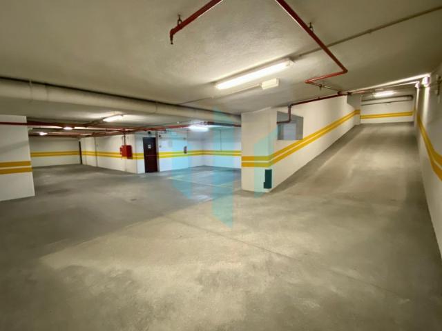 Lugares de garagem com 30m2 | Lisboa, Santo António dos Cavaleiros