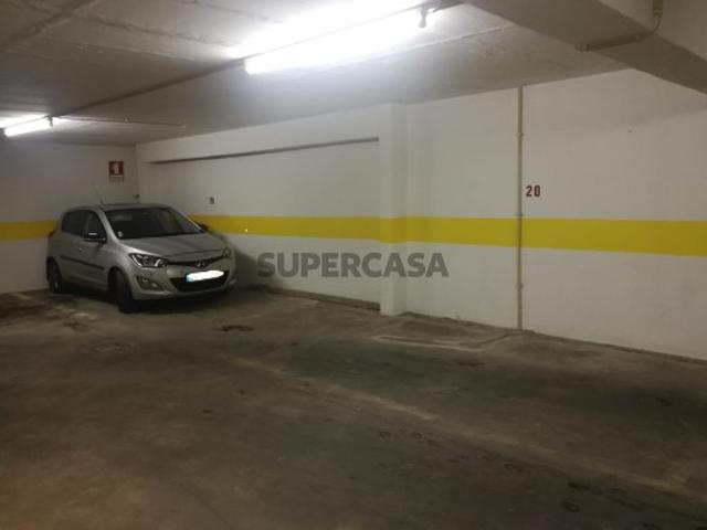 Lugares de Garagem à Venda Laranjeiras