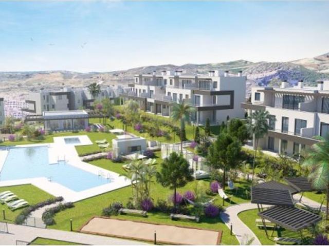 Lujo, luz y naturaleza: exclusivas viviendas con vistas al mar y la montaña