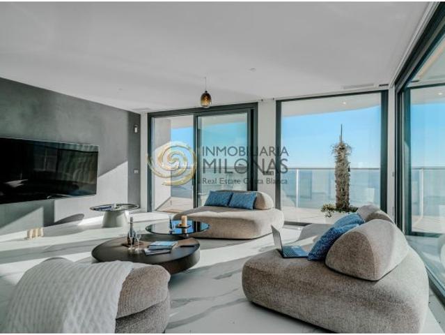 Lujoso apartamento de 2 dormitorios en exclusivo residencial Sunset Cliffs en la Playa de Poniente