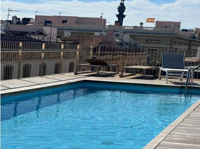 Lujoso apartamento en el gotico con zona comunitaria piscina