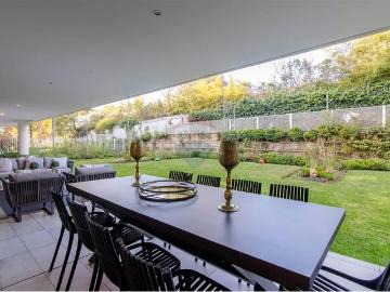 Lujoso dpto de 326 mts con gran patio | 3 Dormitorios por 32000.00 en Las Condes