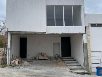Lujosa Casa en Preventa