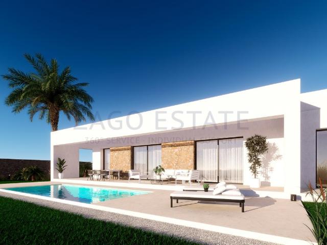 Lujosa villa con piscina y gran jardín en Finestrat, Costa B. 144m² Finestrat