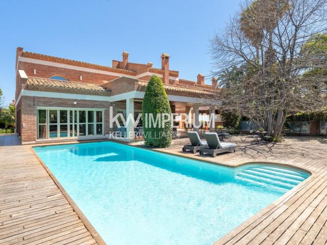 Lujosa villa dotada con todas las comodidades y prestaciones. 849m² Cambrils