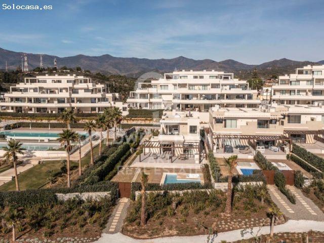 Lujosa villa en primera línea de playa en Velaya Gardens, Nueva Milla de Oro