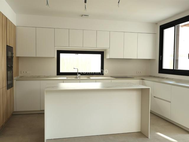 Lujosa villa moderna con piscina privada en El Albir, Alican. 170m² Alfaz de Baix