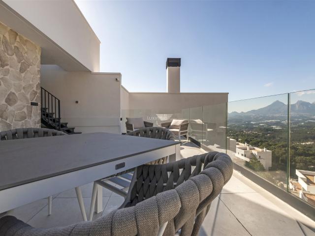 Lujosa Villa Moderna con Piscina Privada en Sierra Altea 194m² Altea