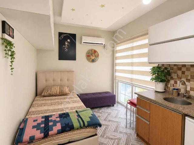 Lüks Merkezi Konumda Eşyalı Satılık1+0 Daire
