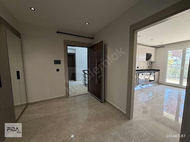 Lüks Aile Sitesinde Bahçe Kullanımlı 3+1 Satılık Daire