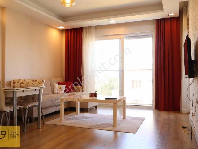 Lüks Ve Sakin Tek Bloklu Havuzlu Sitede Ful Eşyalı 1+1