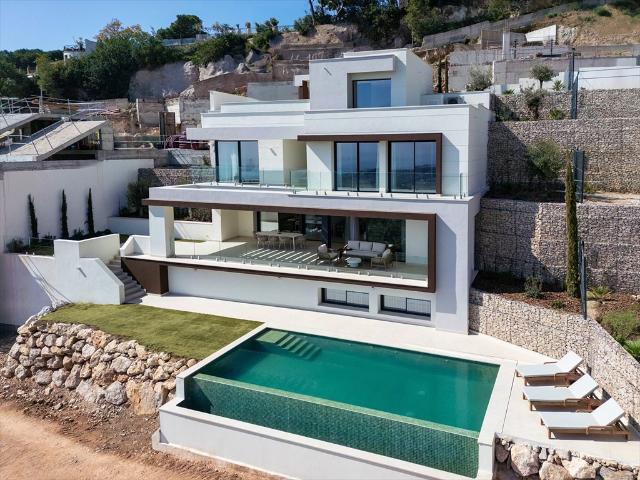 Luksowne wille z widokiem na morze w Malaga, 5 pokoi