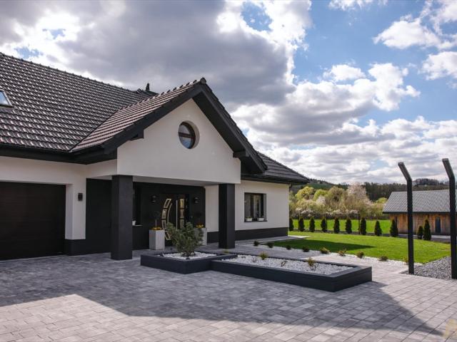 Luksusowa rezydencja 220 m² z inteligentnym systemem i panoramicznym widokiem