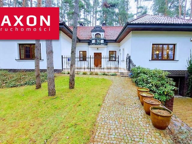 Luksusowa willa 430 m2 z sauną i jacuzzi w Konstancinie