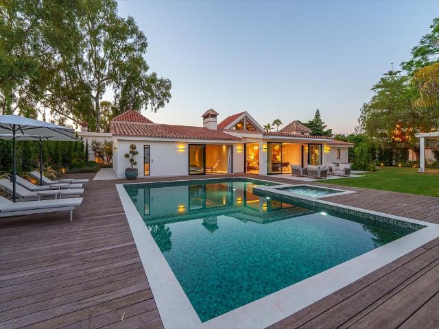 Luksusowa willa 5 pokoi z basenem w Marbella
