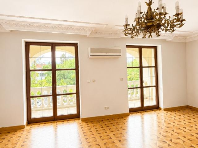 Luksusowa willa 720 m² z tarasem na dachu polecam