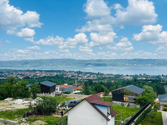 Luksusowa willa z basenem i widokiem na Sapanca
