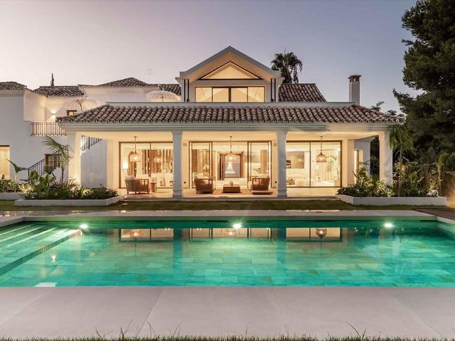 Luksusowa villa z basenem i 5 sypialniami w Andaluzji