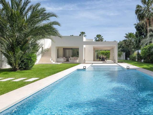 Luksusowa villa w Marbesa z basenem i ogrodem