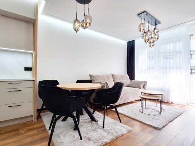 Wynajmę luksusowe 2 pokojowe mieszkanie 42 m² we Wrocławiu