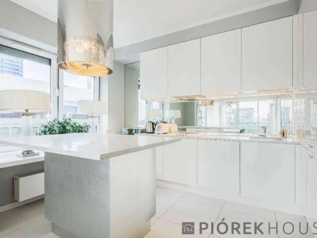 Zapraszam do luksusowego 2 pokojowego mieszkania w Platinum Towers