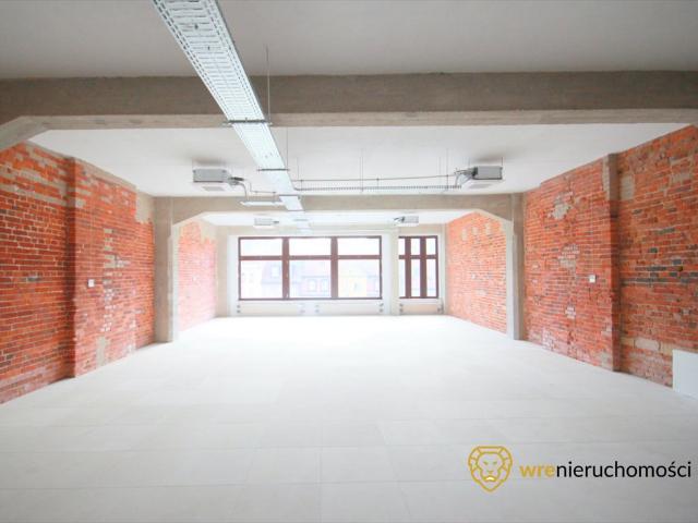 Luksusowe biuro 275 m² na rynku we Wrocławiu polecam!