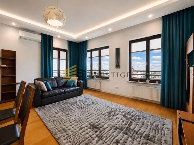 Luksusowy 3 pokojowy apartament z widokiem, parkingiem i komórką