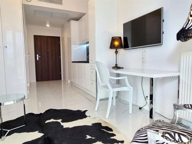 Luksusowy 1 pok. apartament z loggią Hanza Tower