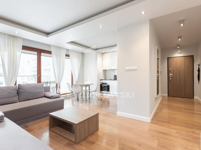 Luksusowy 2 pokojowy apartament z loggią i klimatyzacją