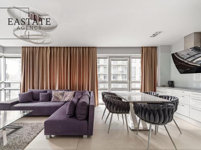 Luksusowy 4 pokojowy apartament z panoramicznym widokiem