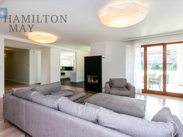 Luksusowy 4 pokojowy apartament 180m2 z tarasem i kominkiem