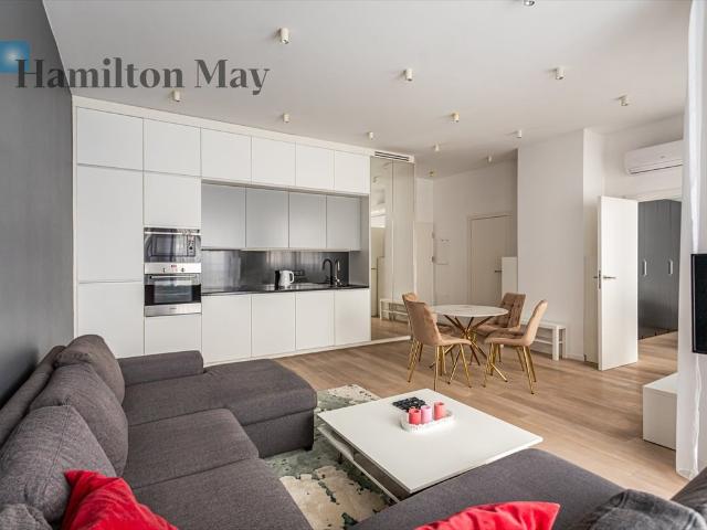 Luksusowe 2 pokojowe mieszkanie z balkonem w prestiżowym apartamentowcu