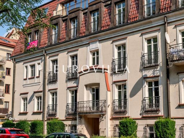 Luksusowy 4 pokojowy apartament z widokiem na Park Łazienkowski